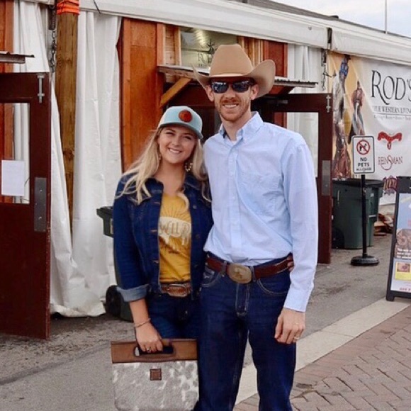 Meet your Posher, Rachel - Picture 1 of 1